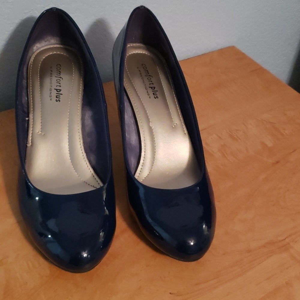 Shoe